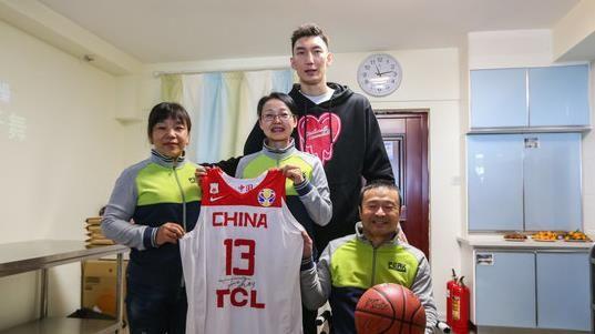 新疆男篮历年名单，那些年我们一起追过的飞虎队