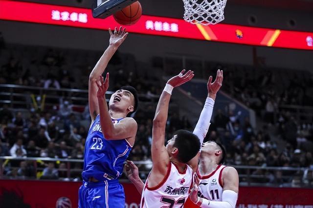 青岛vs天津CBA，两座城的篮球江湖，谁更懂生活？