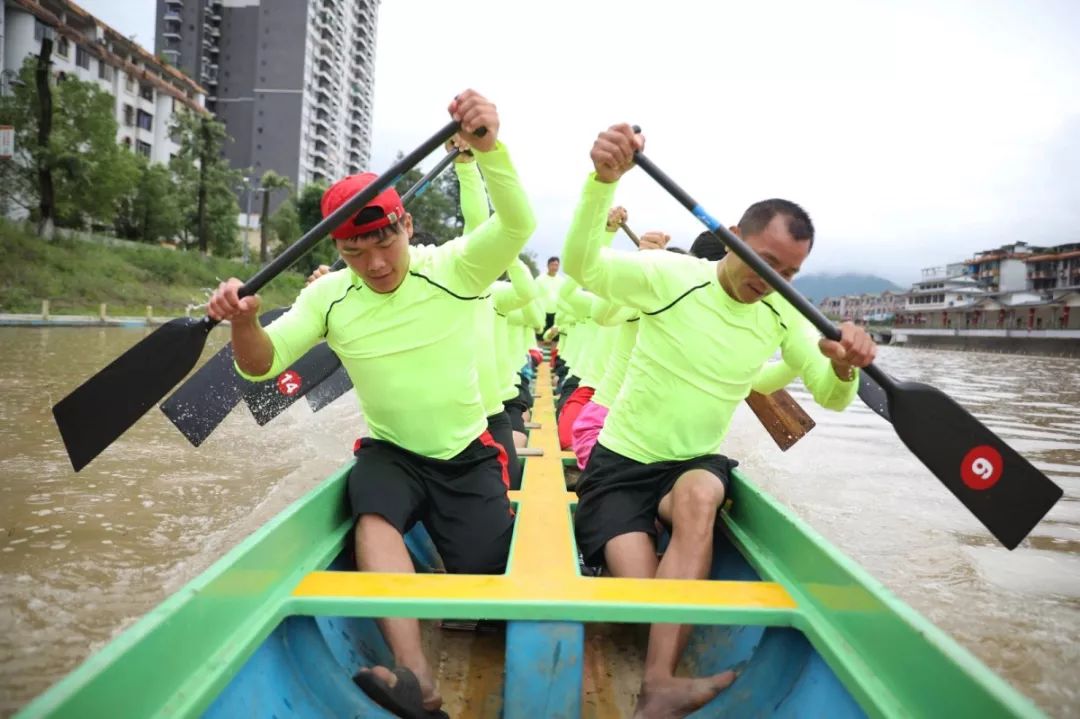 奥运羽毛球场地有风正常吗?——一场关于速度与激情的较量 奥运羽毛球场地有风正常吗?——一场关于速度与激情的较量