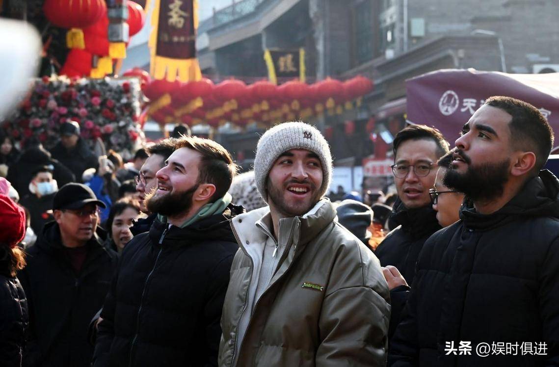港媒视角，揭秘西方年轻人对中国日益向往的背后原因
